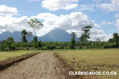 100% financiado con comodas cuotas fijas en colones sin pirma