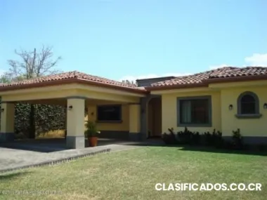 11-44 alquiler de condominio en heredia