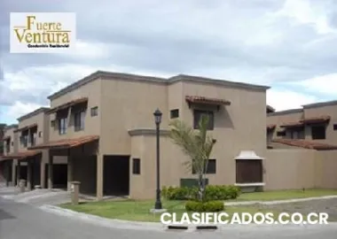 776-preciosa casa en venta condominio con piscina