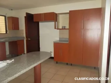 Alquiler casa en condominio , escazu