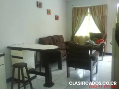 Alquilo apartamento heredia centro sin garaje.