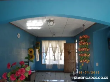 Alquilo casa amplia en el roble de alajuela