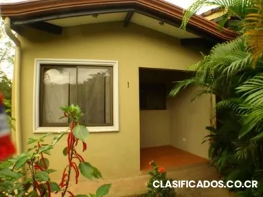 Alquilo casa colonial en playa brasilito y villas