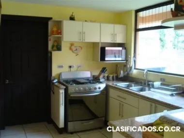 Alquilo casa en gachipelin