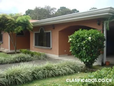 Alquilo casa en la asunción, belén