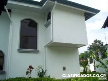 Alquilo casa grande en ciudad colon -big house for rent ciudad colom $1500