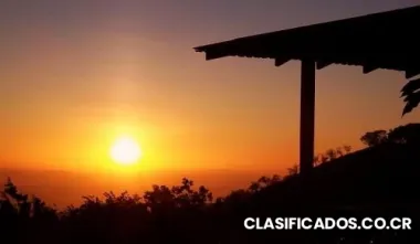 Amplia finca en monteverde con lujosa casa