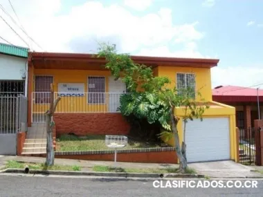 Amplia y cómoda casa con excelente ubicación