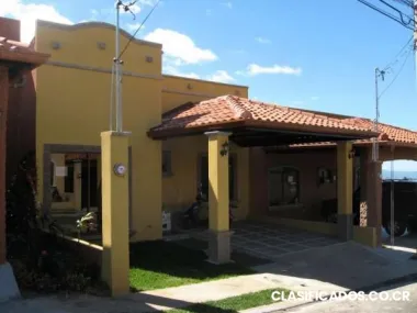 Busco persona con quien compartir mi casa