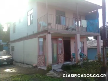 Cambio casa grande 150 m2 dos pisos lote 240 m2 x casa en aljuela,heredia o san jose