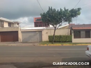 Casa belen patio de 500 mts