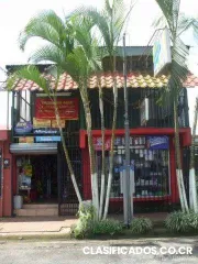 Casa con minisúper y apartamentos en alajuela