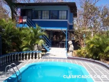 Casa de 2 pisos y quinta en turrúcares de alajuela