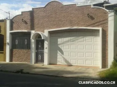 Casa de alquiler en cartago cerca del polideportivo