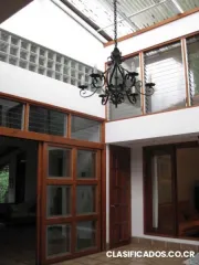 Casa en alquiler por una semana, un mes, grande totalmente equipada