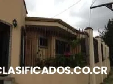 Casa en guayabos de curridabat