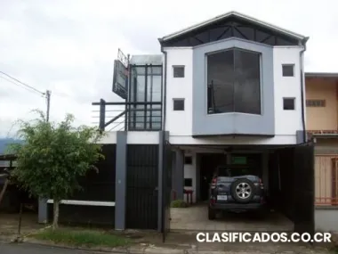 Casa impecable 800 sur de la corte