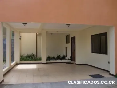 Casa nueva en condominio, moravia