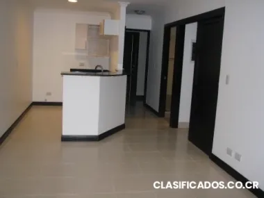 Comodo apartamento en venta en espectacular condominio
