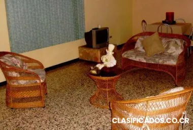 Comparto amplio apartamento en rohomoser