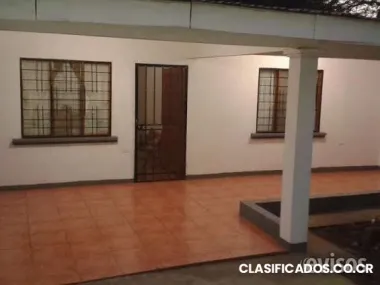 Disfrute con su familia las vacaciones, en playas del coco.