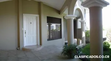 Expectacular townhouse en san rafael de escazu, vista , seguro ,elegante