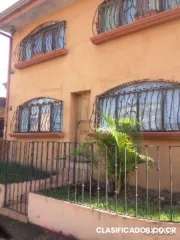 Habitación con baño entrada privada