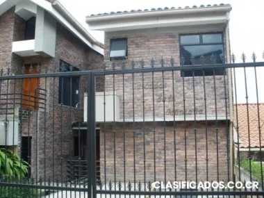Hermoso apartamento en escazu amueblada $ 1.200