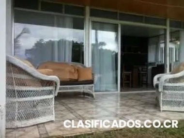 Linda casa atenas centro