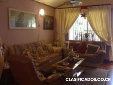 Linda casa en la montana