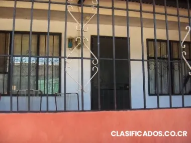 Linda casa, muy acogedora , completa distribución