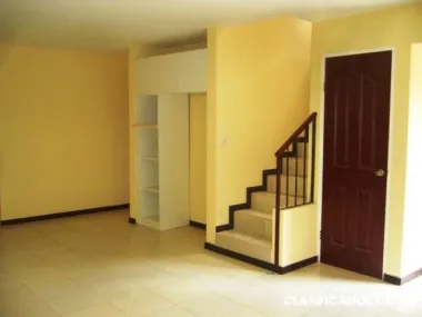 Linda casa nueva, para familia pequeña, buenas costumbres