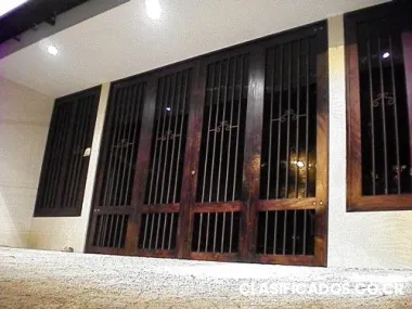 Local comercial bodega oficina