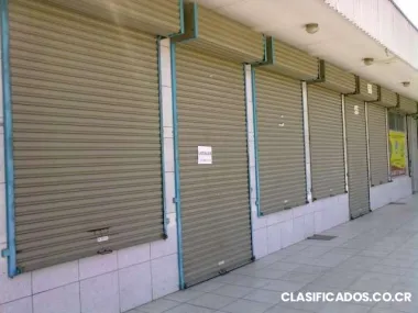 Local comercial sobre carretera roble-barranca