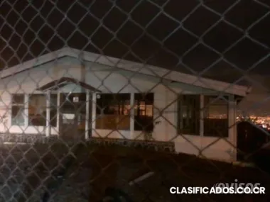 Local especial para montar un supermercado antes de navidad