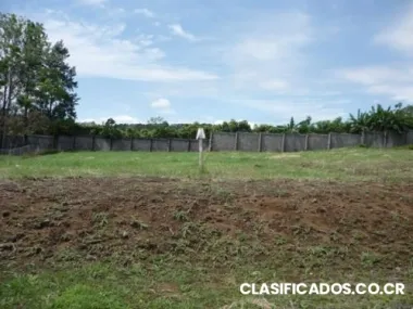 Lote plano en residencial de lujo en santa bárbara