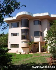 Palmares alquiler hotel con 7 habiotaciones para fiestas palmares