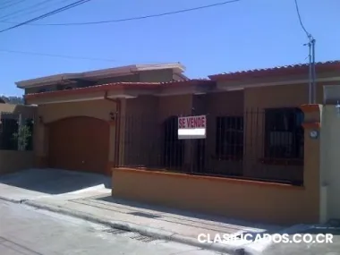 Santa ana. residencial privado
