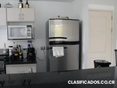 Se alquila apartamento
