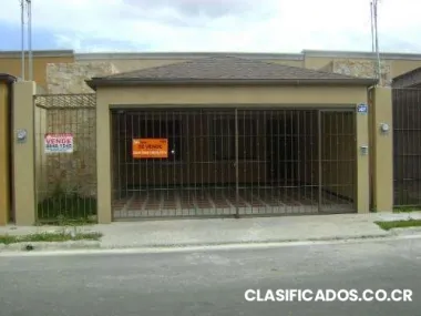 Se alquila casa en concepción de tres ríos....