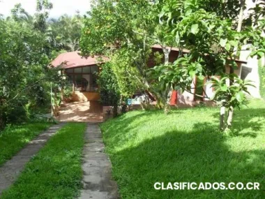 Se alquila casa en palmares, rincon de zaragoza.