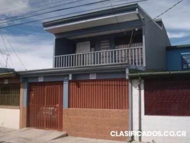 Se vende casa de 2 pisos en montecillos de alajuela