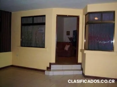 Se vende hermosa casa ur.las catalinas cartago
