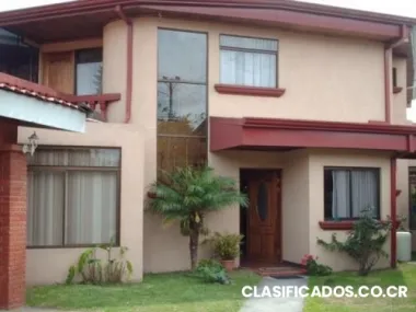 Se vende hermosa y amplia casa de finos acabados. san miguel de santo domingo, heredia