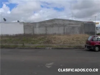 Se vende lote esquinero