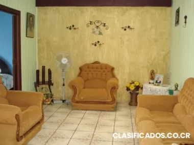 Vendemos casa grande