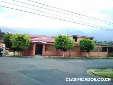 Vendo casa 320 mts de construccion