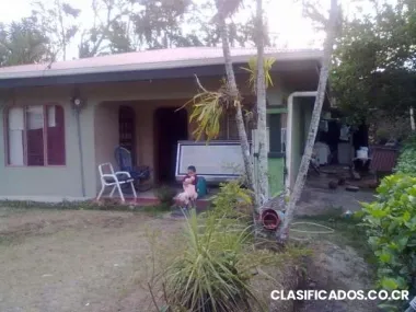 Vendo casa en naranjo, costa rica. vista a la montaña y al río