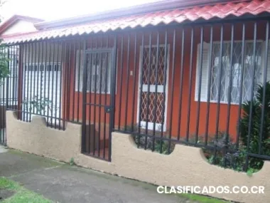 Vendo casa en santa lucia