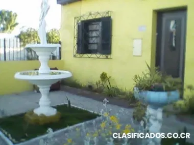 Vendo o permuto casa